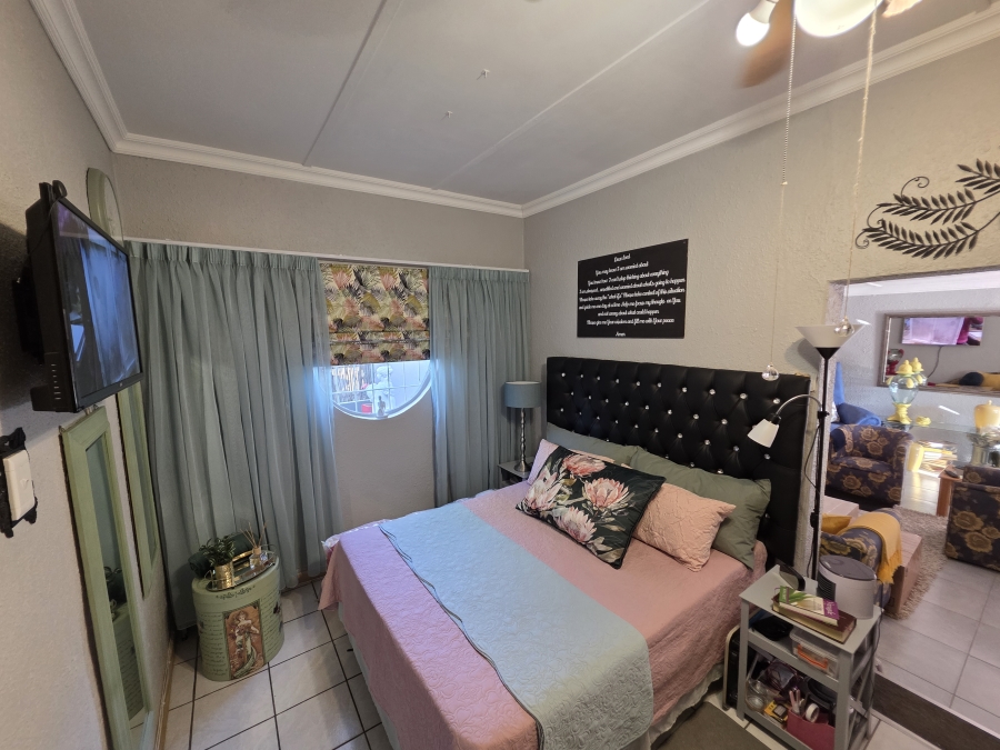 3 Bedroom Property for Sale in Riebeeckstad Free State